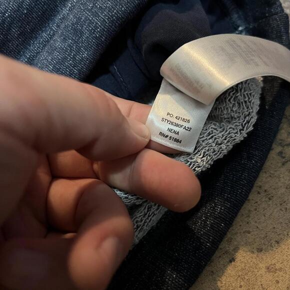 Patagonia Quarter Zip Light Jacket - Picture 5 of 7